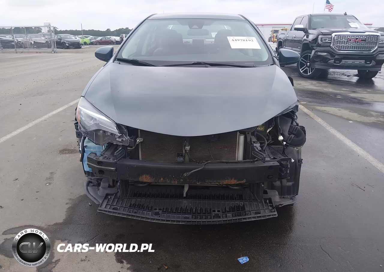 2017 Toyota Corolla L VIN:5YFBURHEXHP675521 - 13