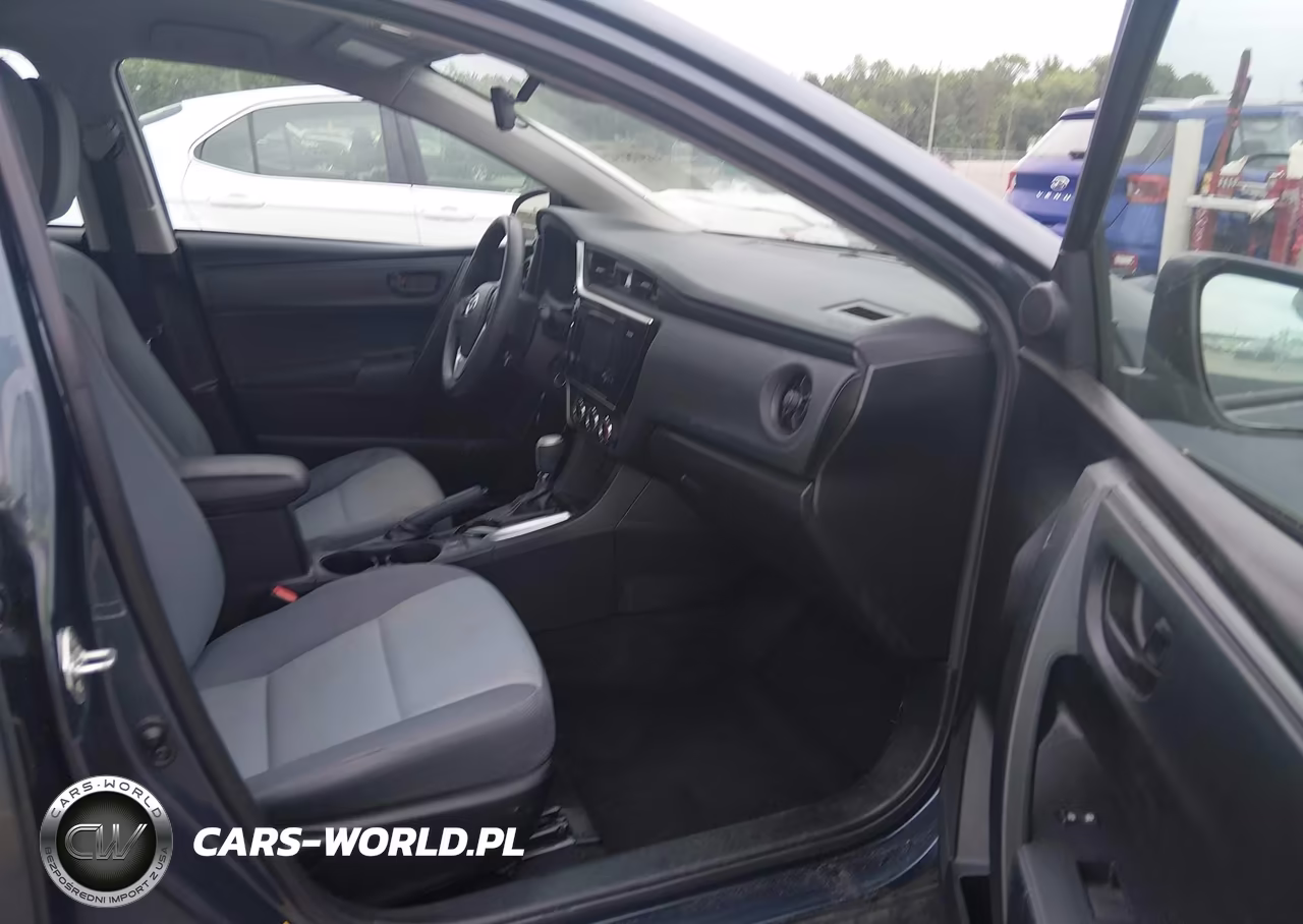 2017 Toyota Corolla L VIN:5YFBURHEXHP675521 - 5