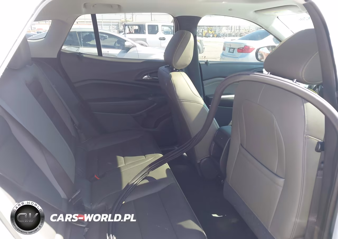 2025 Chevrolet Trax Fwd Activ VIN:KL77LKEP1SC042540 - 8