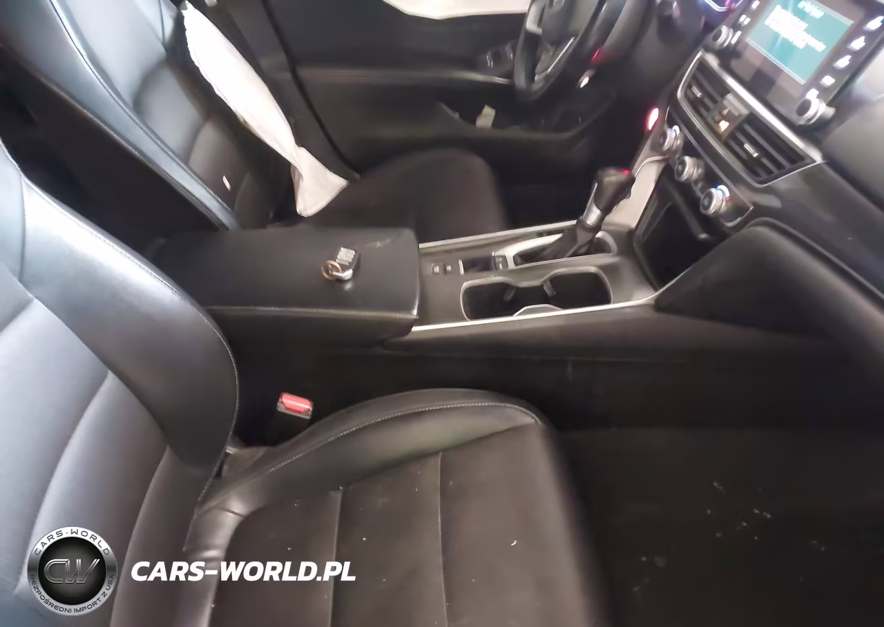 2018 Honda Accord Sport VIN:1HGCV1F3XJA233273 - 5