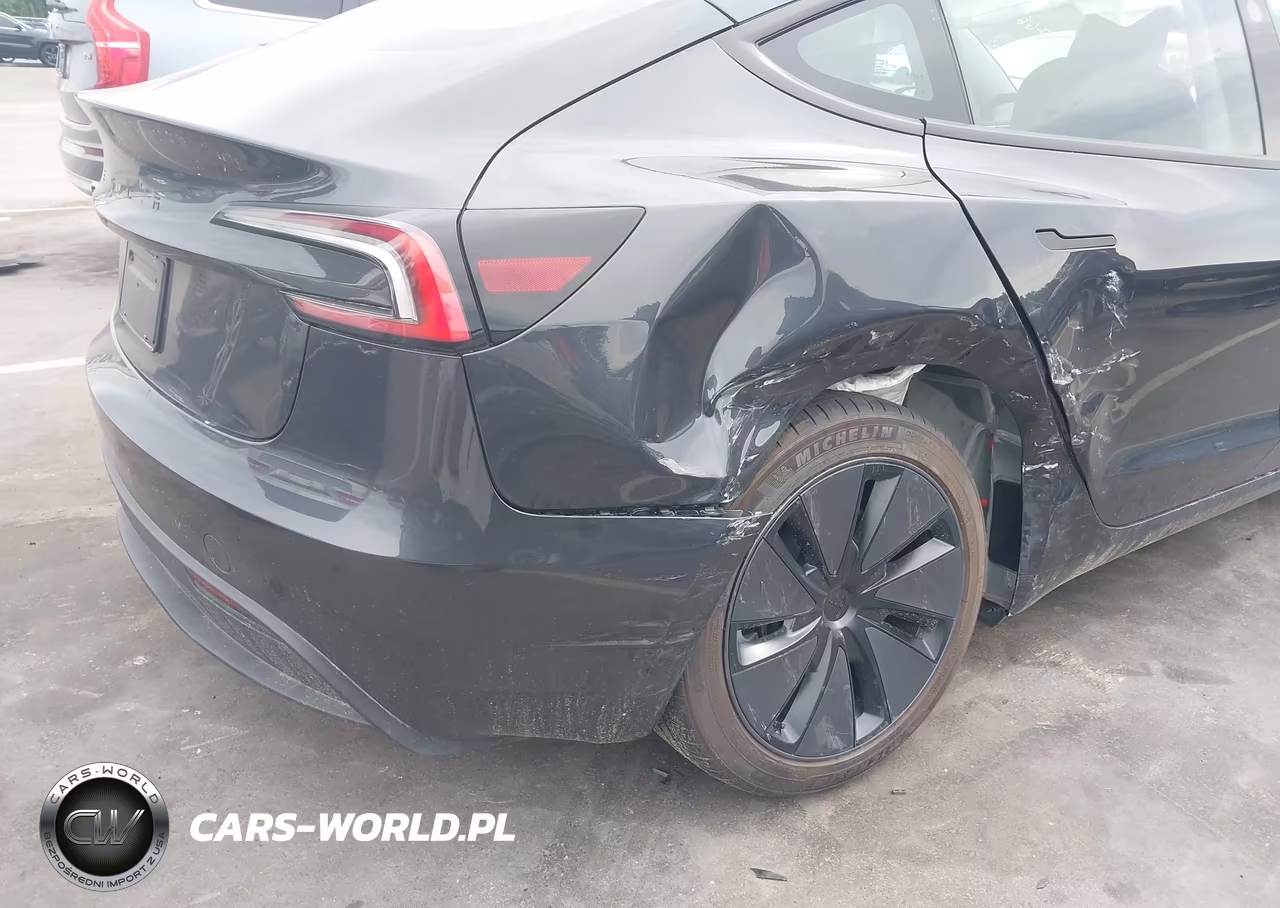 2026 Tesla Model 3 Premium Rear-Wheel Drive-Standard Rear-Wheel Drive VIN:5YJ3E1EA6TF116413 - 19