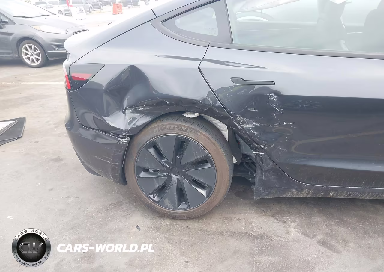 2026 Tesla Model 3 Premium Rear-Wheel Drive-Standard Rear-Wheel Drive VIN:5YJ3E1EA6TF116413 - 6