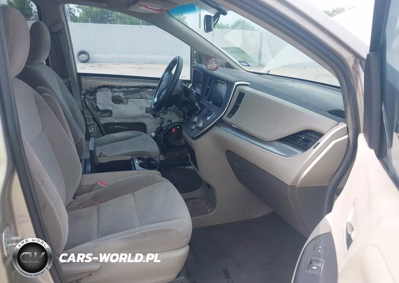 2015 Toyota Sienna Le 8 Passenger VIN:5TDKK3DCXFS603343 - 5
