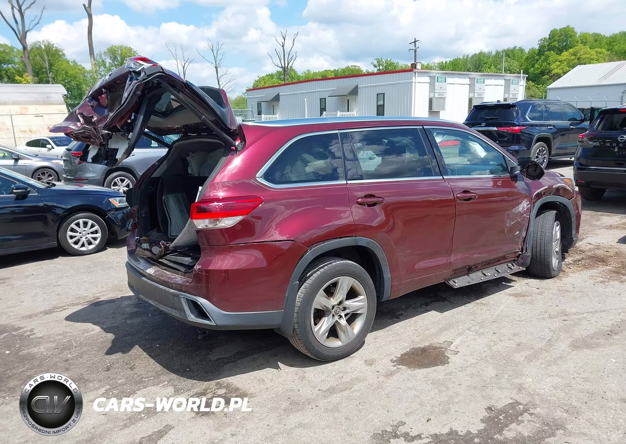 2018 Toyota Highlander Limited VIN:5TDDZRFH4JS838264 - 4