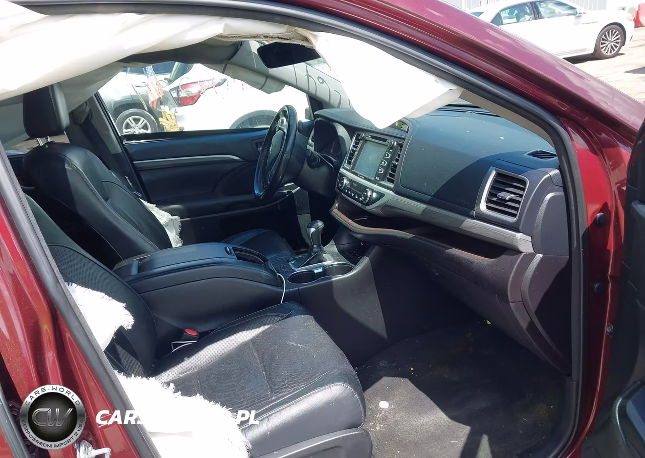 2018 Toyota Highlander Limited VIN:5TDDZRFH4JS838264 - 5