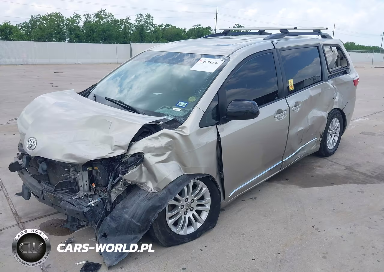 2016 Toyota Sienna Xle 8 Passenger VIN:5TDYK3DC2GS750249 - 2