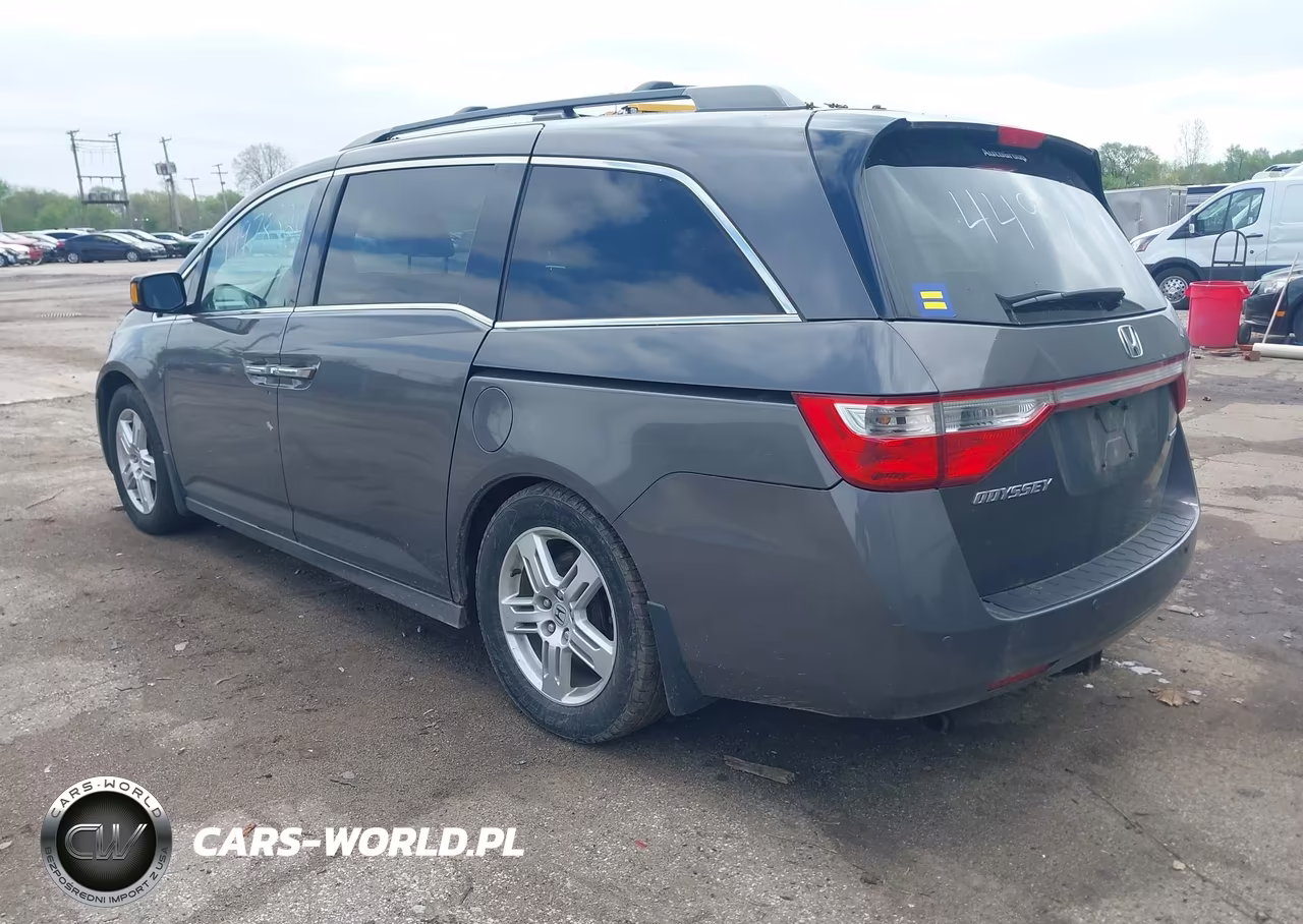 2012 Honda Odyssey Touring-Touring Elite VIN:5FNRL5H90CB071011 - 3