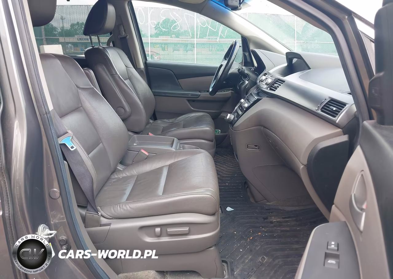 2012 Honda Odyssey Touring-Touring Elite VIN:5FNRL5H90CB071011 - 5