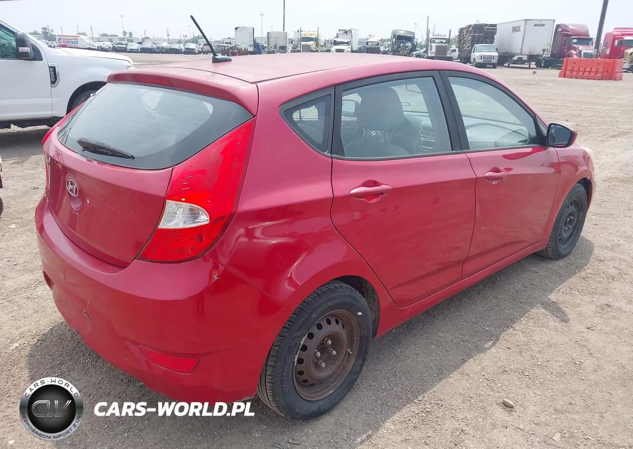 2016 Hyundai Accent Se VIN:KMHCT5AE3GU275520 - 4