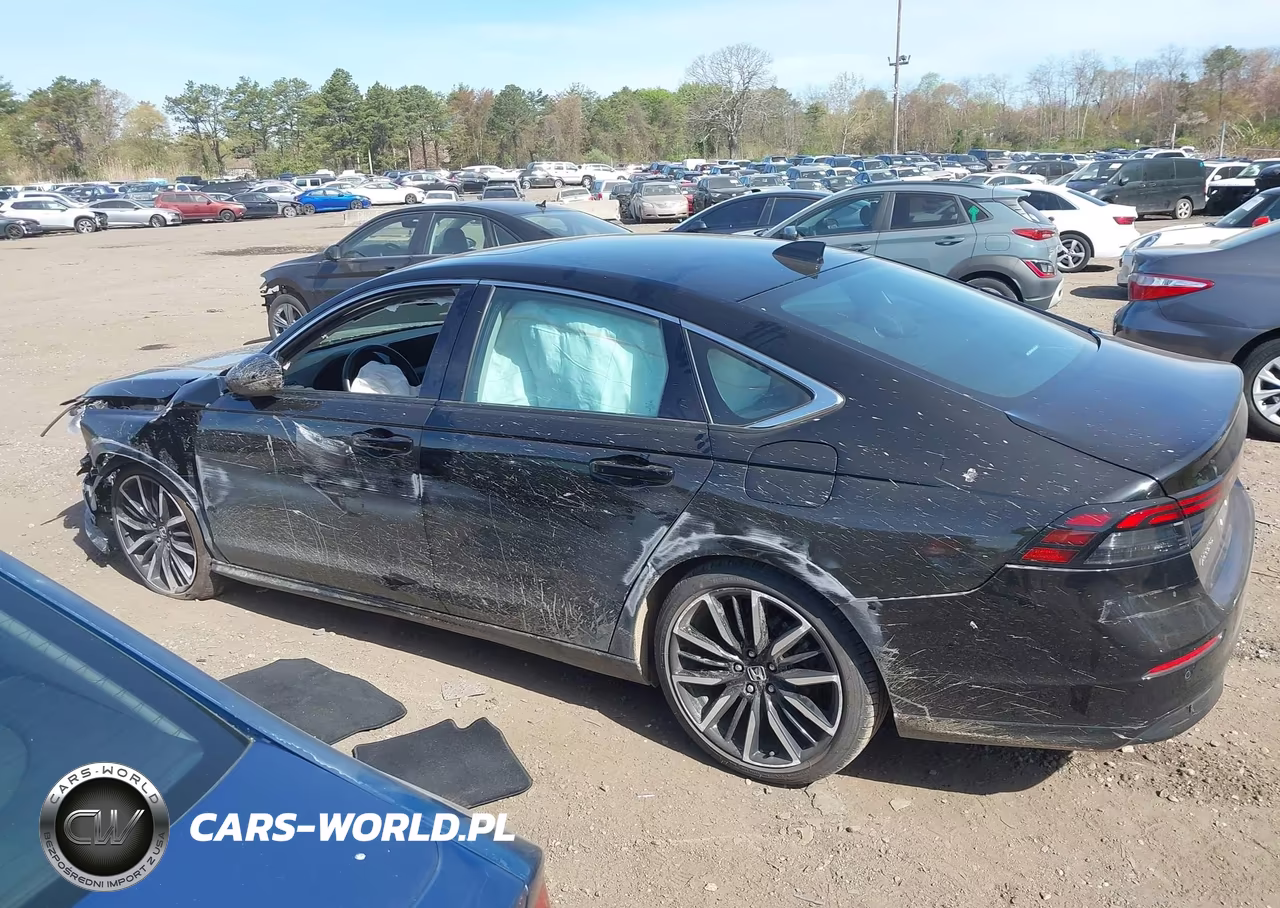 2024 Honda Accord Hybrid Touring VIN:1HGCY2F80RA024192 - 14