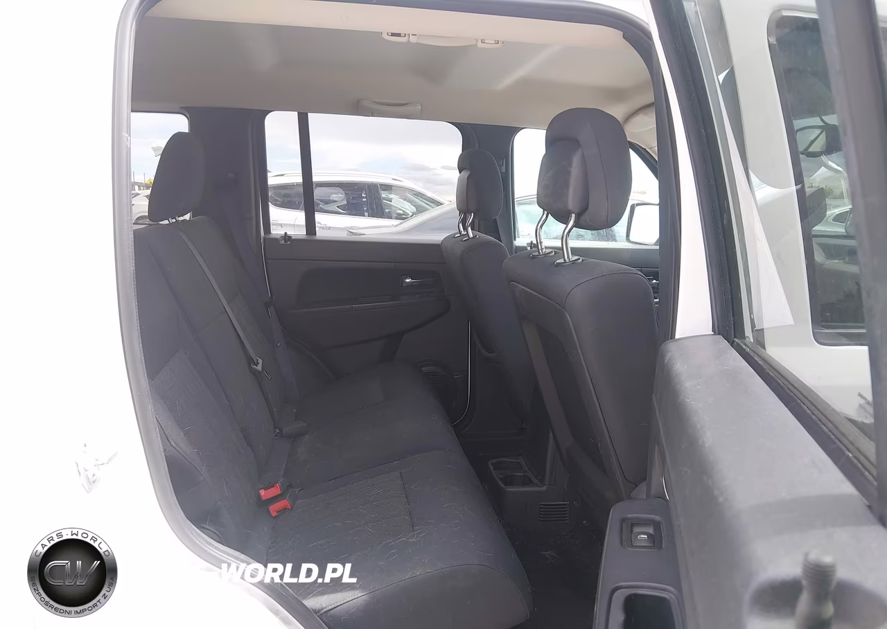 2012 Jeep Liberty Sport VIN:1C4PJMAKXCW159242 - 8