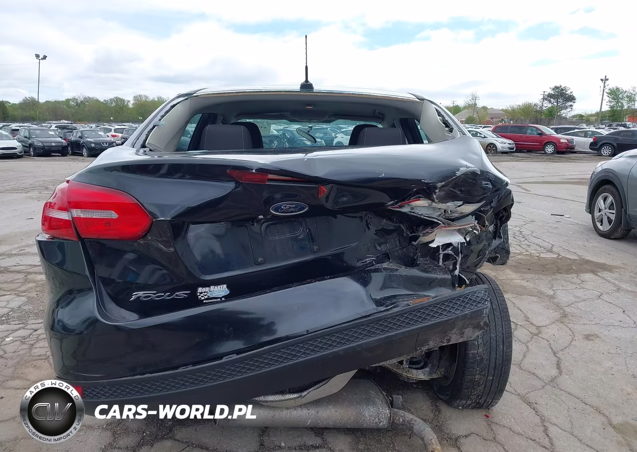 2016 Ford Focus Se VIN:1FADP3F23GL202563 - 16