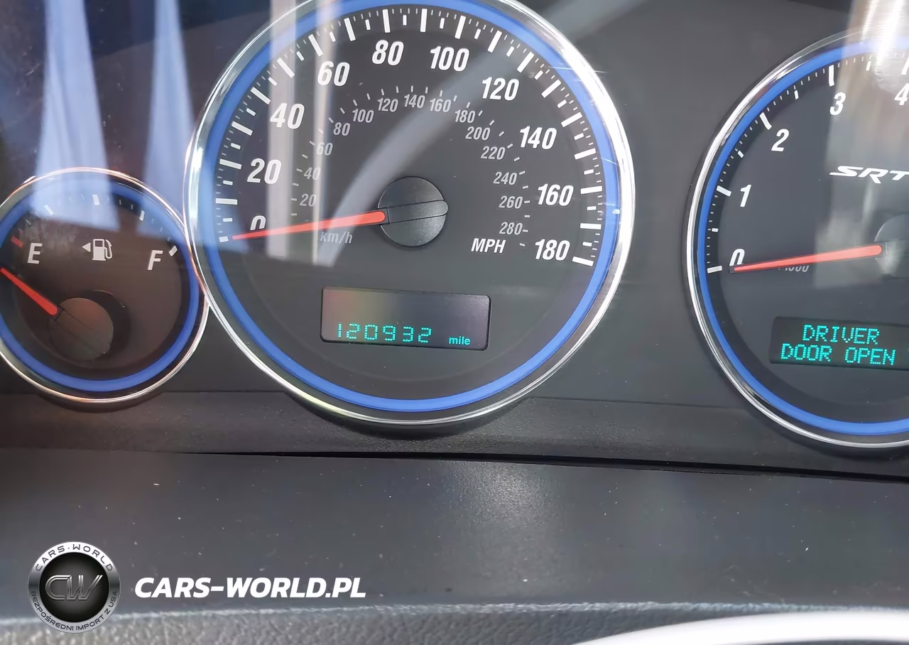 2007 Jeep Grand Cherokee Srt8 VIN:1J8HR78327C519942 - 16