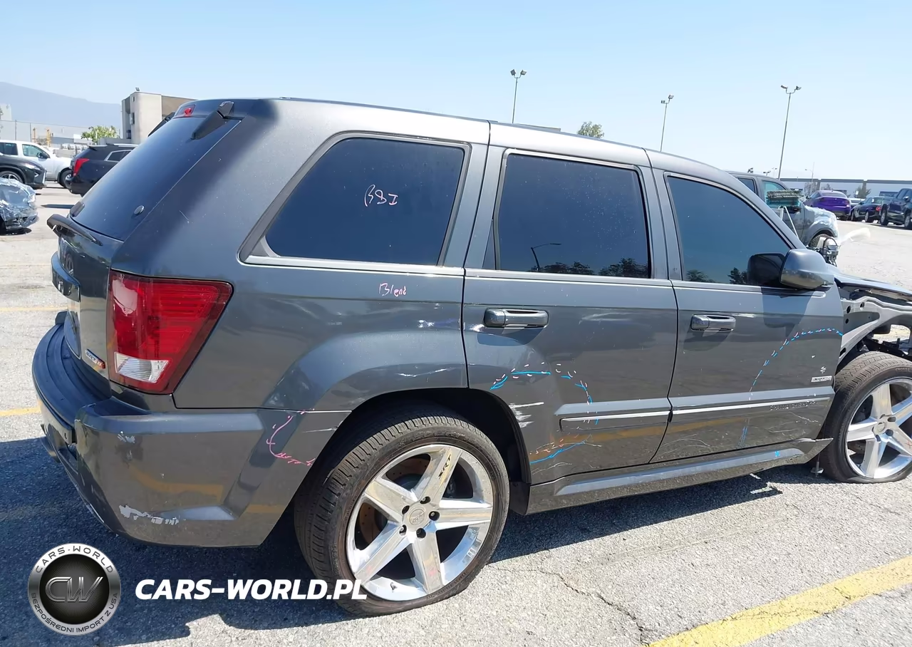 2007 Jeep Grand Cherokee Srt8 VIN:1J8HR78327C519942 - 18