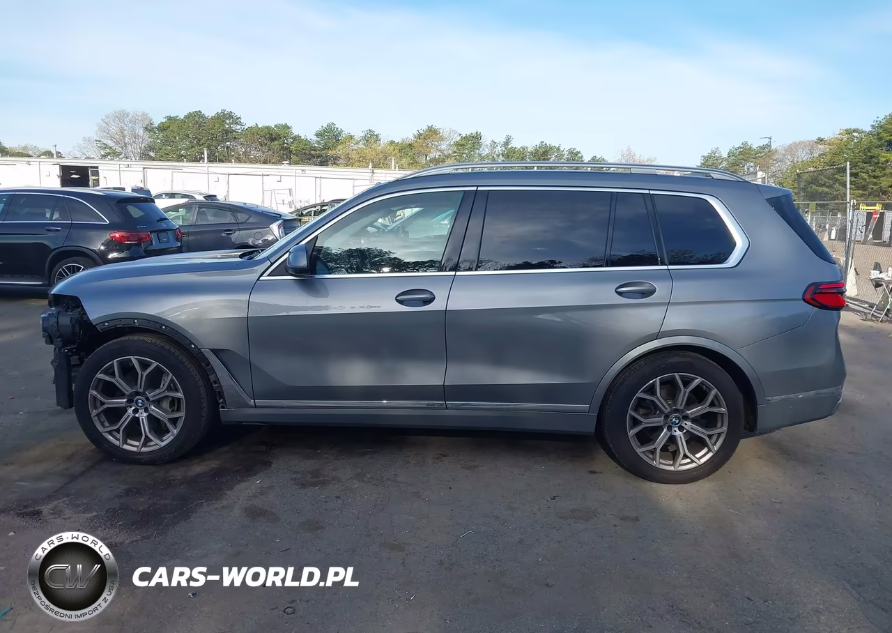 2025 BMW X7 xDrive40I VIN:5UX23EM00S9W58440 - 15