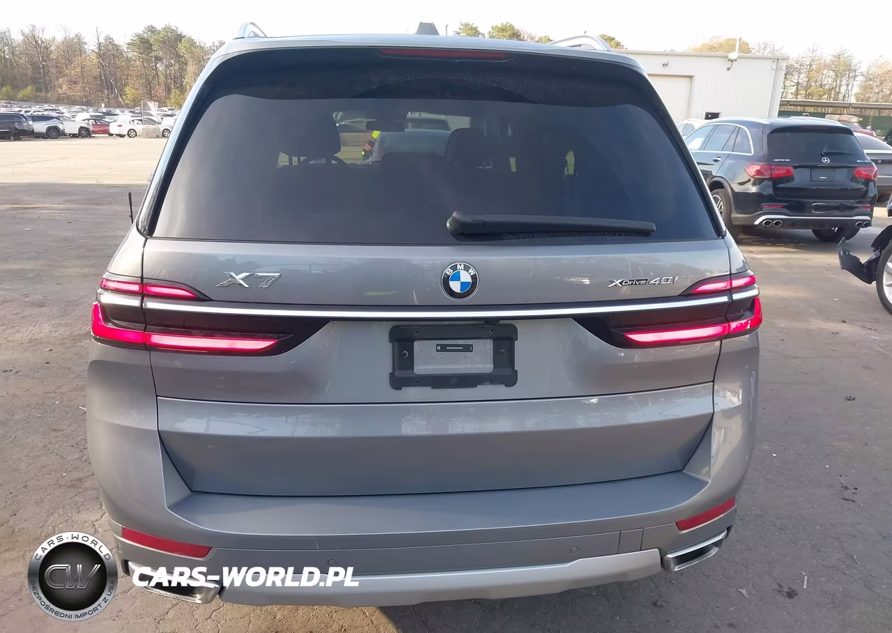 2025 BMW X7 xDrive40I VIN:5UX23EM00S9W58440 - 17