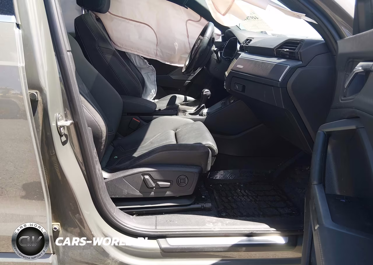 2020 Audi Q3 Premium Plus 45 Tfsi S Line Quattro Tiptronic VIN:WA1EECF37L1024735 - 5