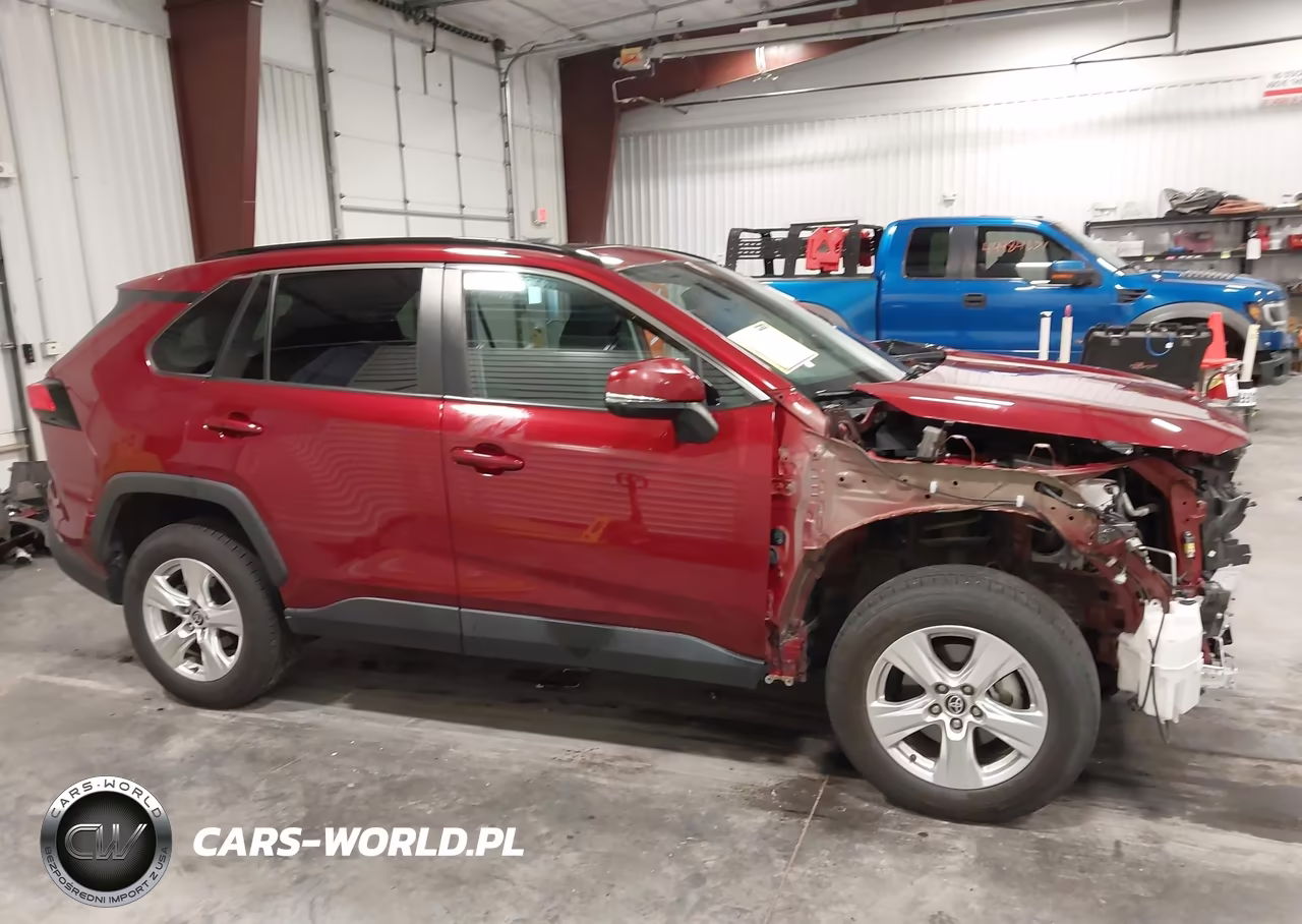 2021 Toyota Rav4 Xle VIN:2T3P1RFV2MW241823 - 14