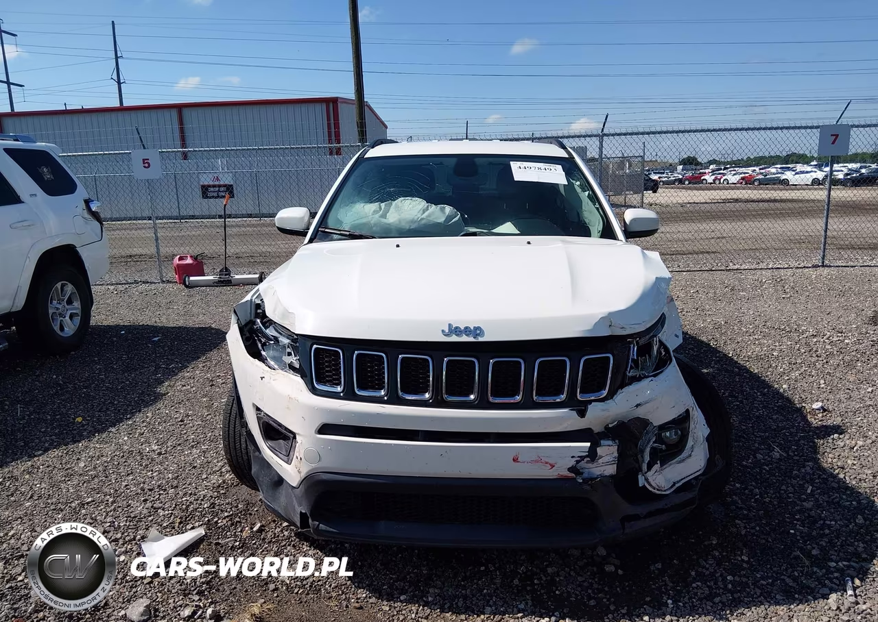 2020 Jeep Compass Latitude Fwd VIN:3C4NJCBB0LT246895 - 11