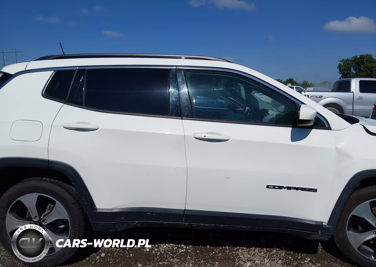 2020 Jeep Compass Latitude Fwd VIN:3C4NJCBB0LT246895 - 12