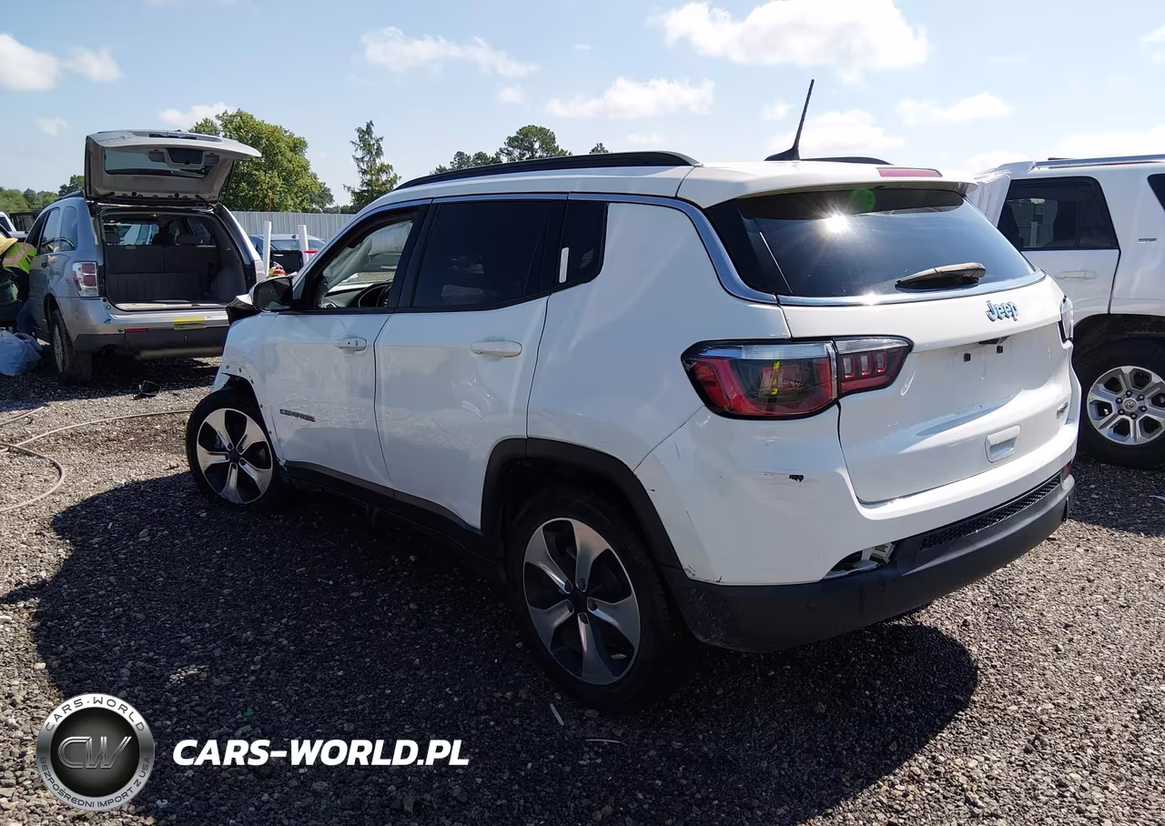 2020 Jeep Compass Latitude Fwd VIN:3C4NJCBB0LT246895 - 3