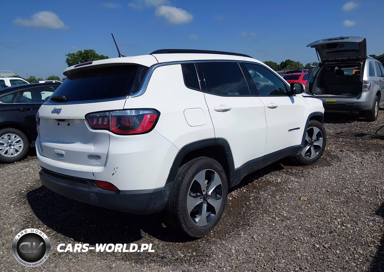 2020 Jeep Compass Latitude Fwd VIN:3C4NJCBB0LT246895 - 4