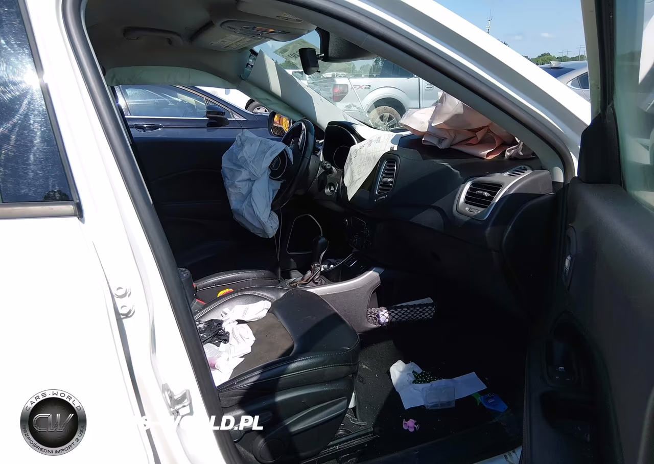 2020 Jeep Compass Latitude Fwd VIN:3C4NJCBB0LT246895 - 5
