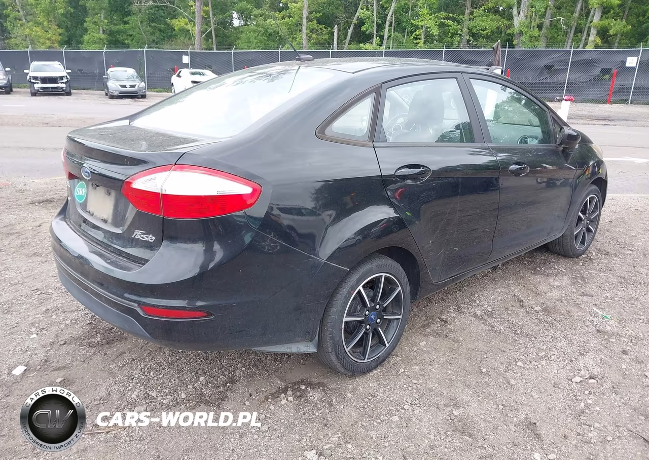 2019 Ford Fiesta Se VIN:3FADP4BJ2KM117529 - 4