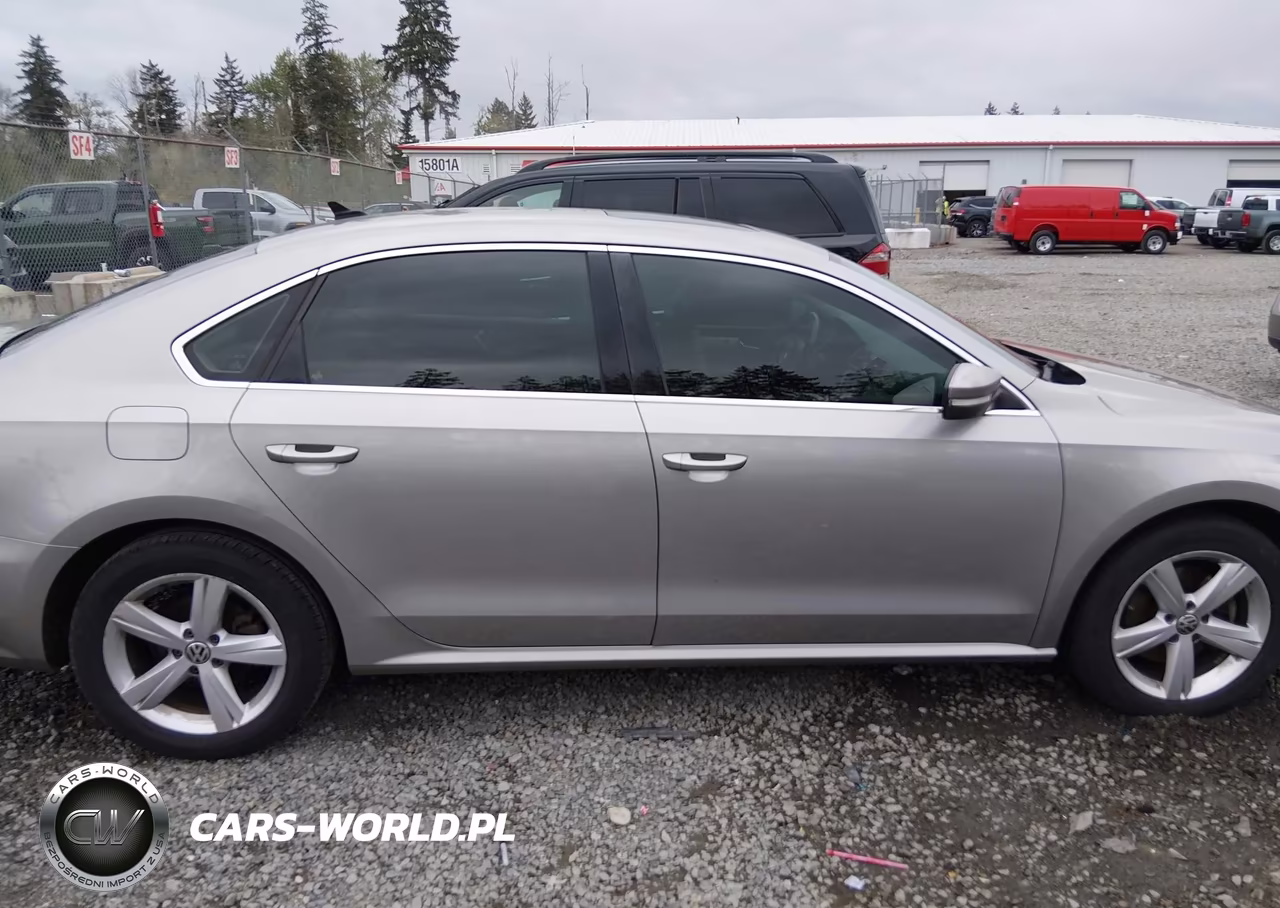 2013 Volkswagen Passat 2.0L Tdi Se VIN:1VWBN7A33DC003505 - 13