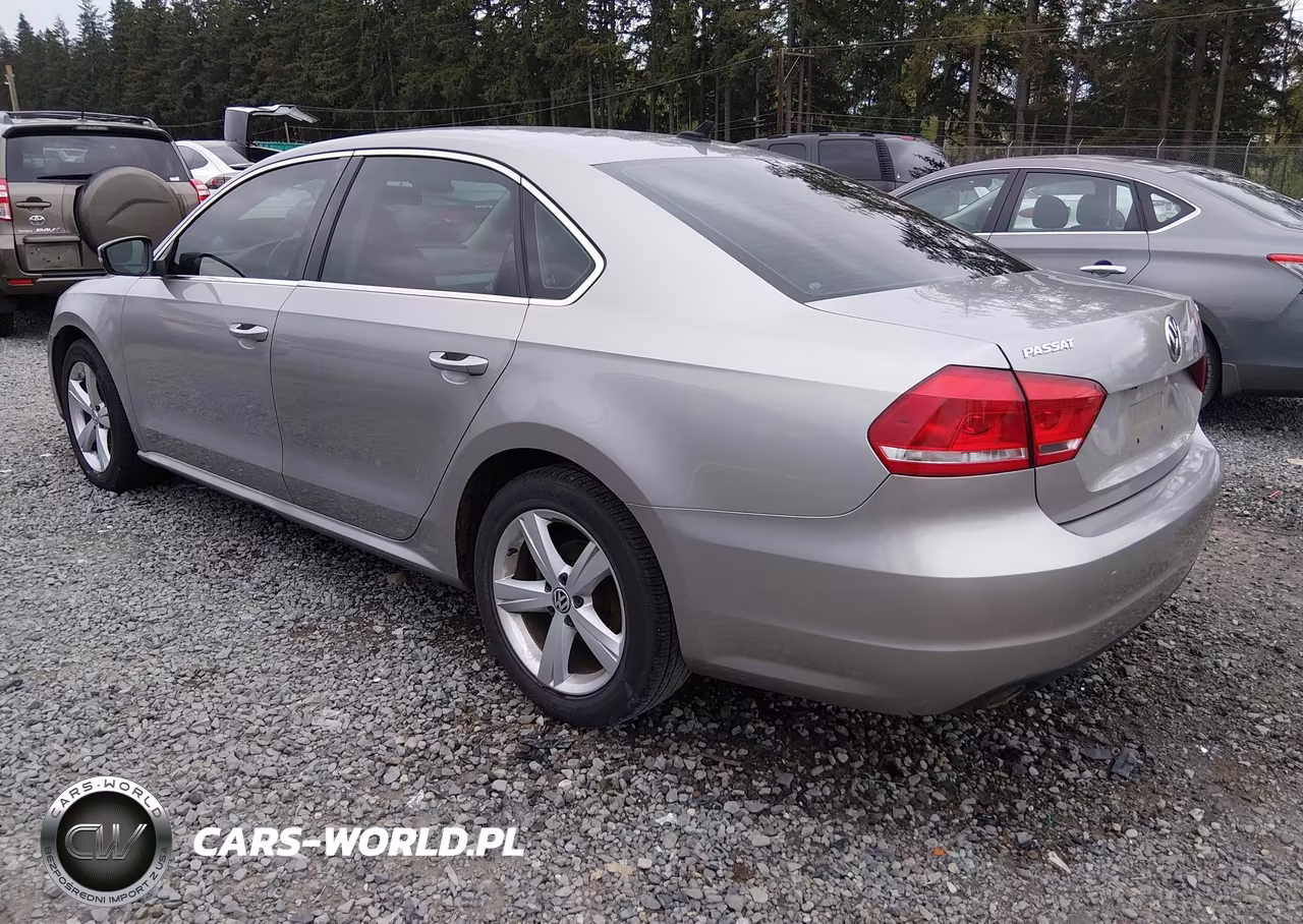 2013 Volkswagen Passat 2.0L Tdi Se VIN:1VWBN7A33DC003505 - 3