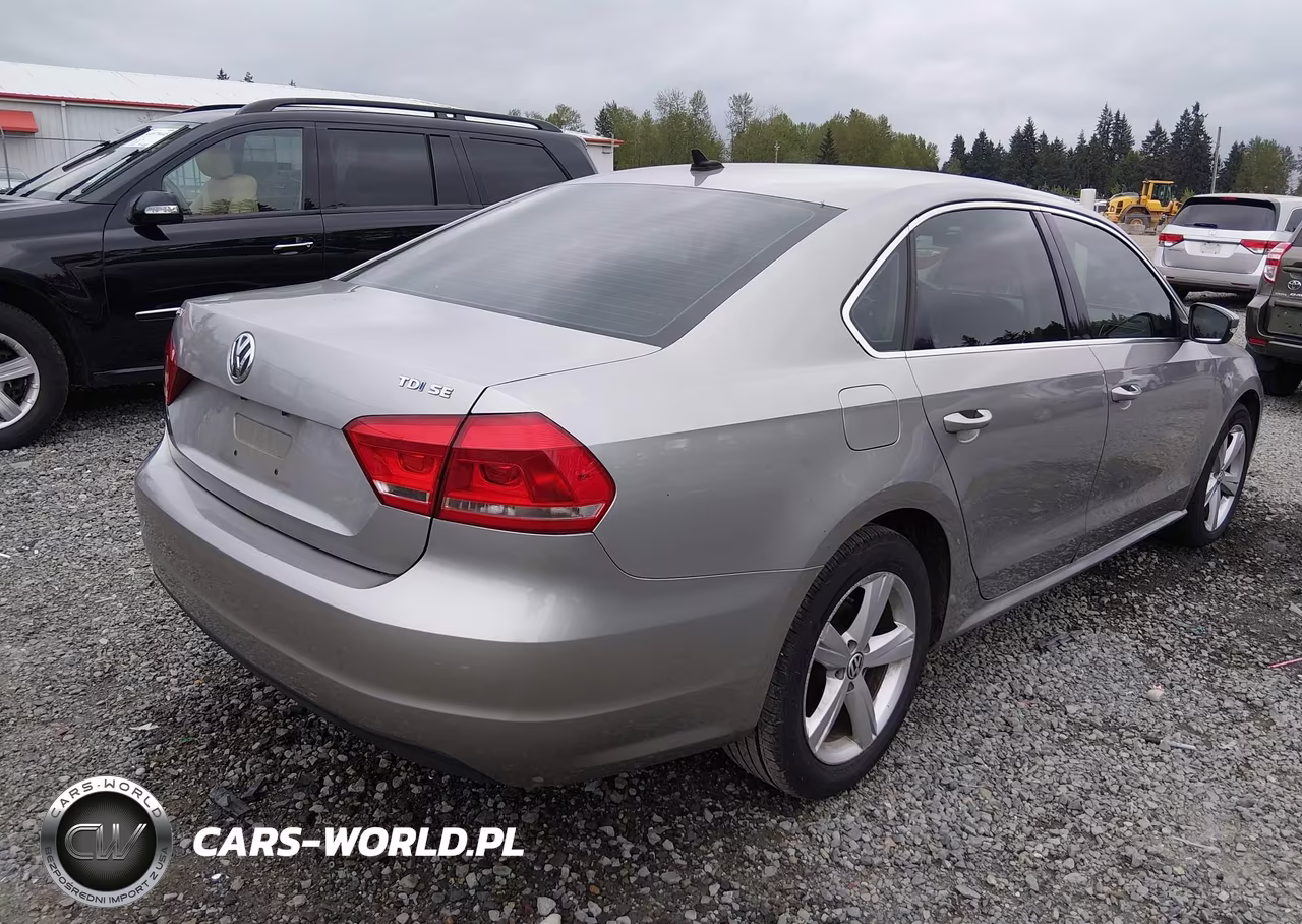 2013 Volkswagen Passat 2.0L Tdi Se VIN:1VWBN7A33DC003505 - 4