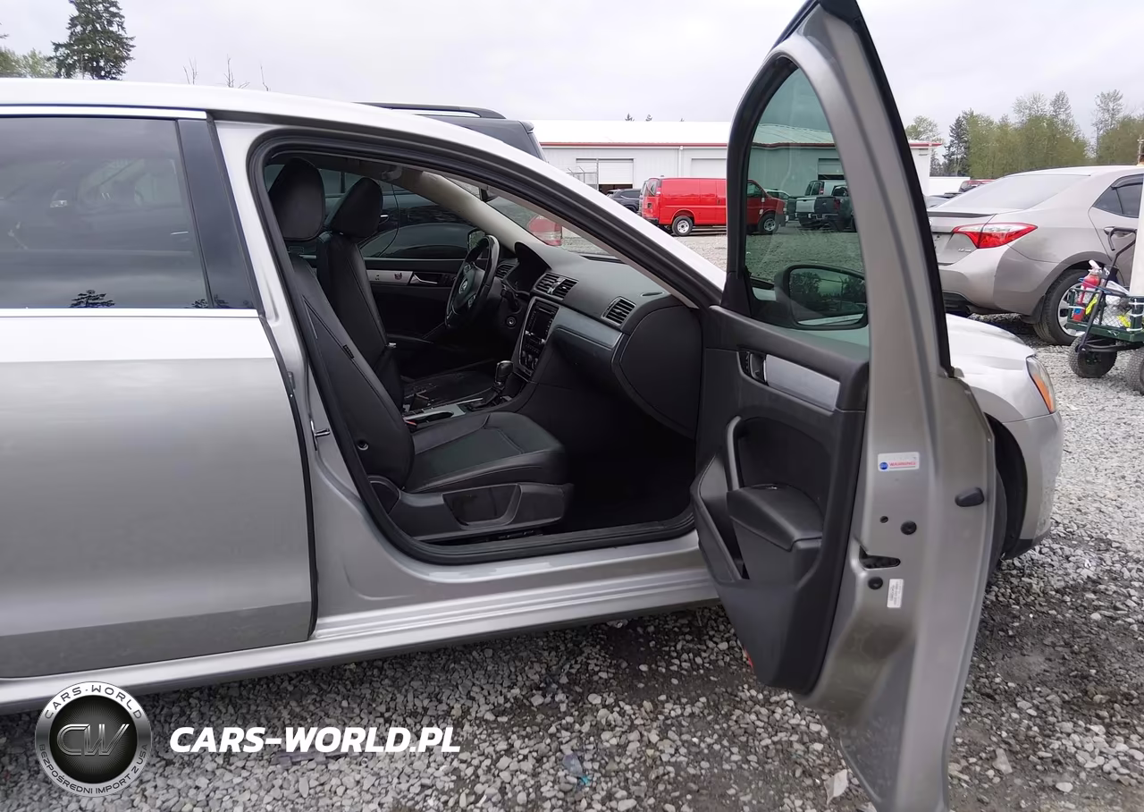 2013 Volkswagen Passat 2.0L Tdi Se VIN:1VWBN7A33DC003505 - 5