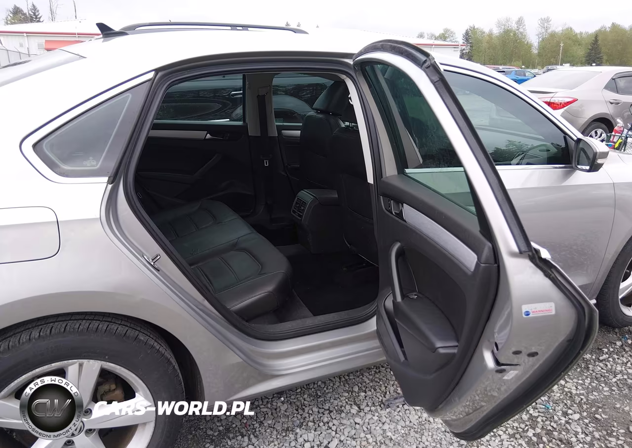 2013 Volkswagen Passat 2.0L Tdi Se VIN:1VWBN7A33DC003505 - 8