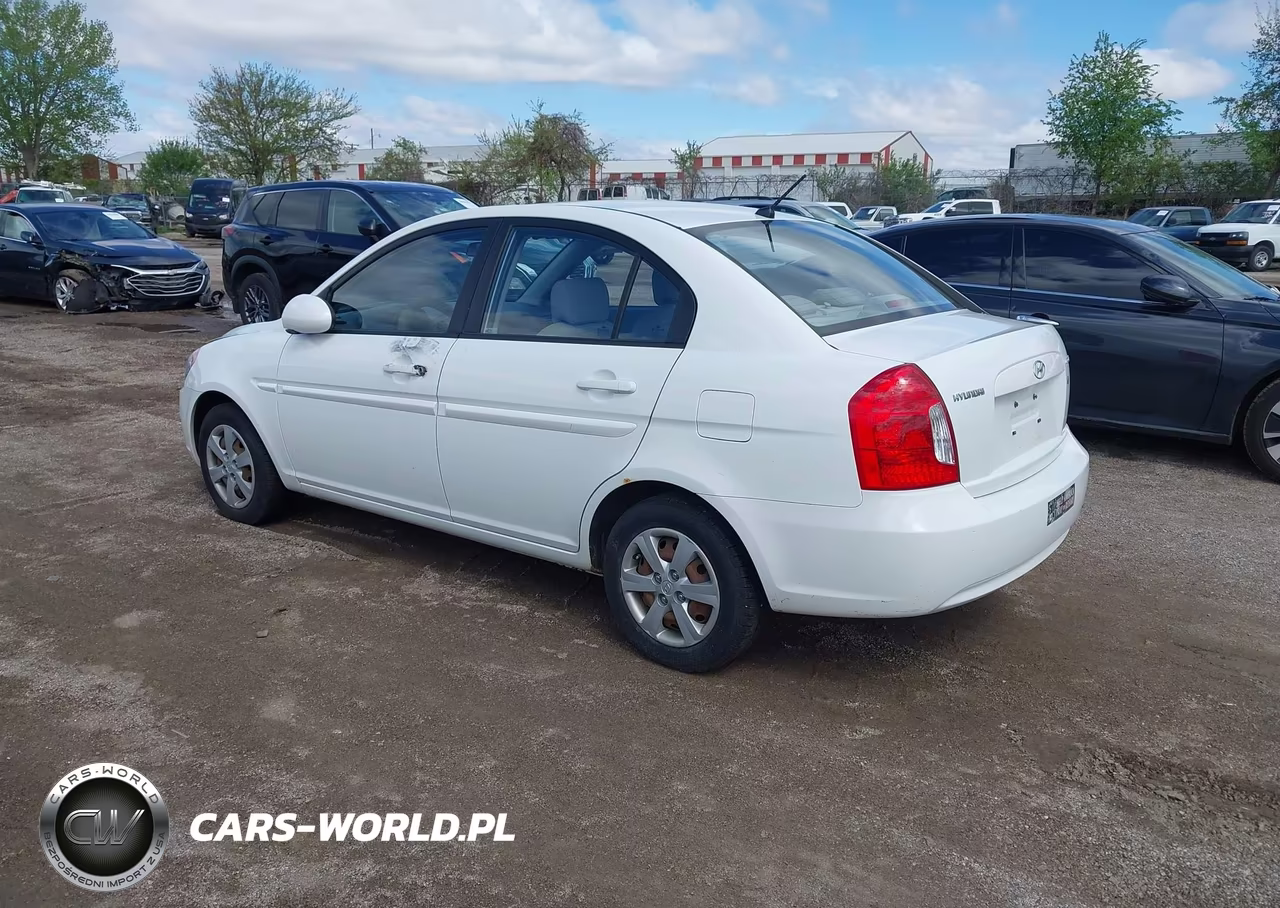 2009 Hyundai Accent Gls VIN:KMHCN46C49U389296 - 3