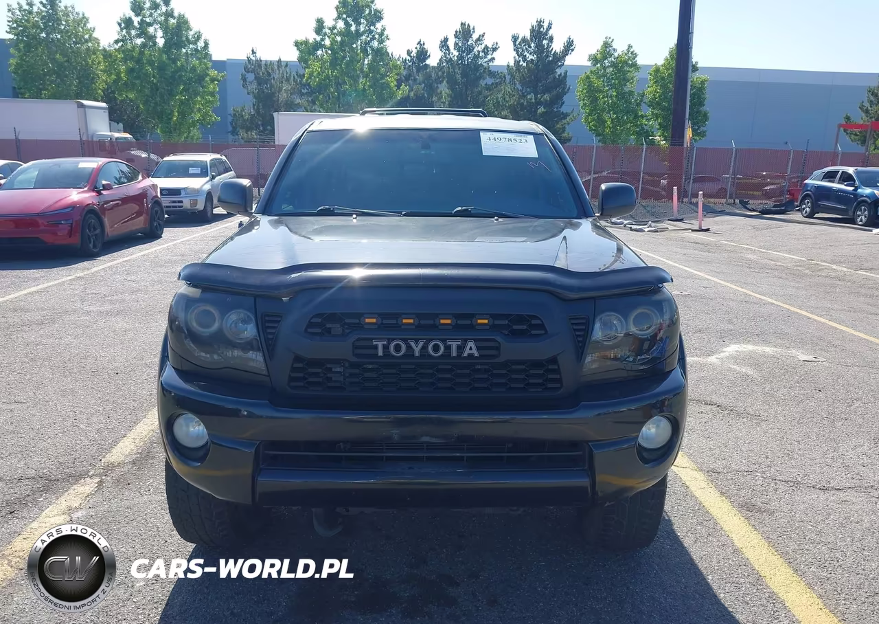 2005 Toyota Tacoma Base V6 VIN:5TEUU42N35Z038707 - 12