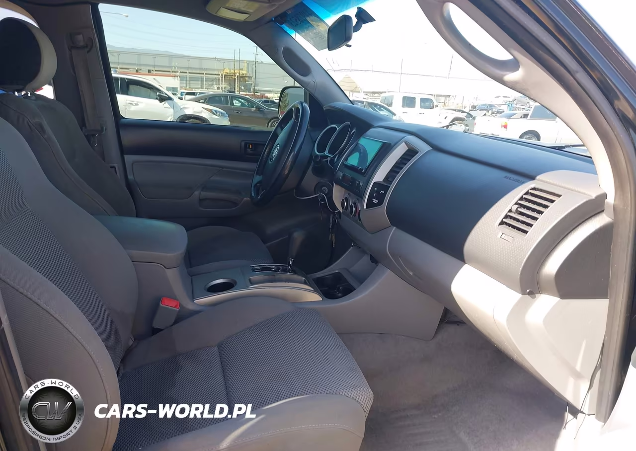 2005 Toyota Tacoma Base V6 VIN:5TEUU42N35Z038707 - 5