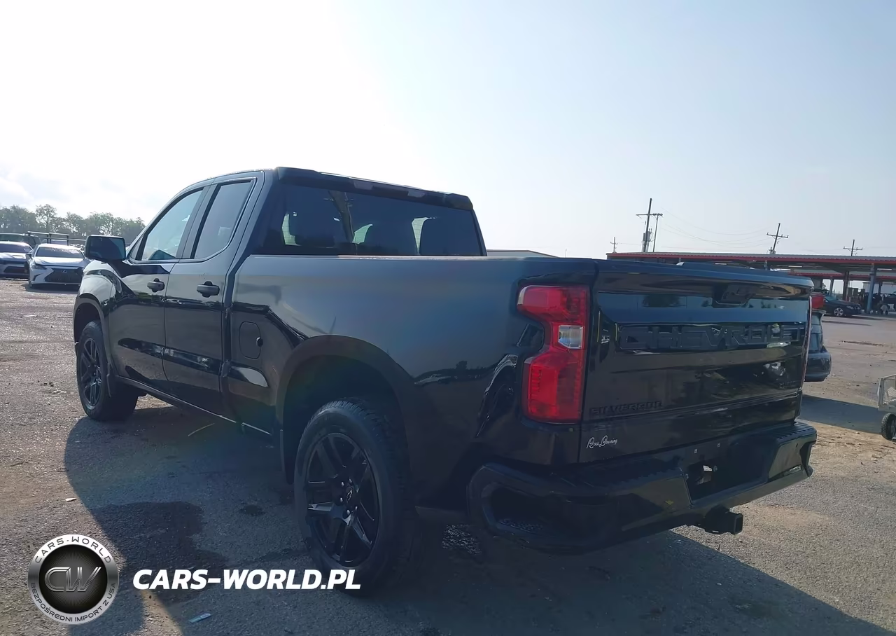 2026 Chevrolet Silverado 1500 2Wd Standard Bed Custom VIN:1GCRABEK2TZ137502 - 3