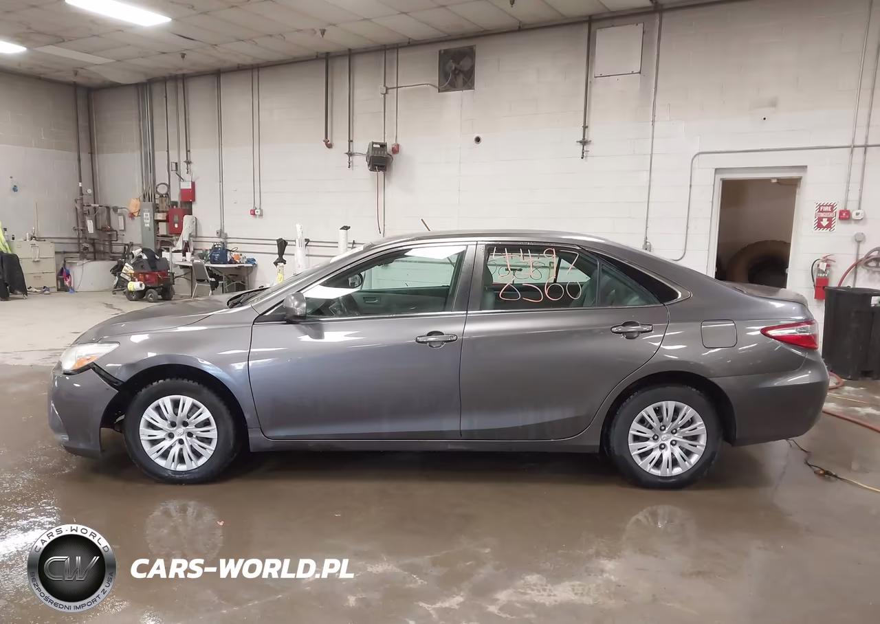 2016 Toyota Camry Le VIN:4T4BF1FK7GR527222 - 14