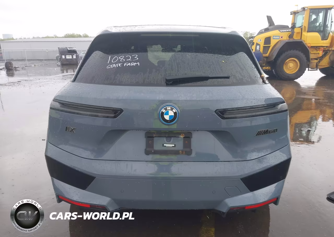 2023 BMW Ix M60 VIN:WB533CF05PCM54813 - 16