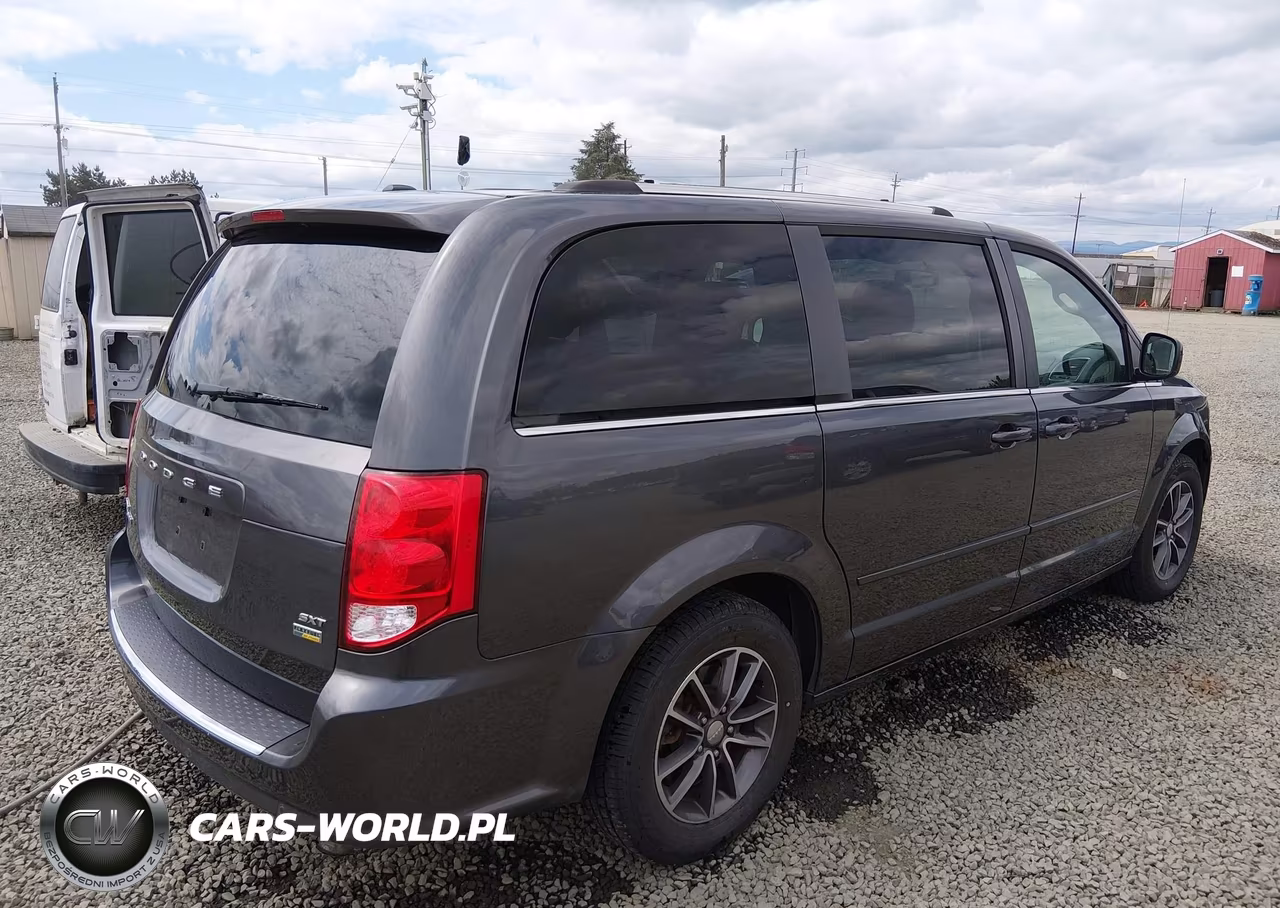 2017 Dodge Grand Caravan Sxt VIN:2C4RDGCG8HR749322 - 4