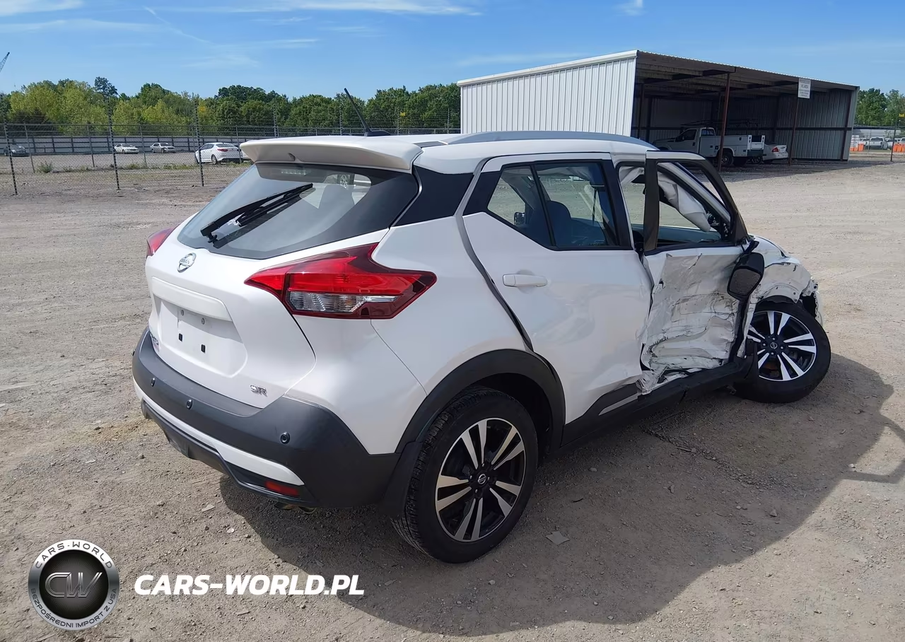 2020 Nissan Kicks Sr Xtronic Cvt VIN:3N1CP5DV7LL527653 - 4