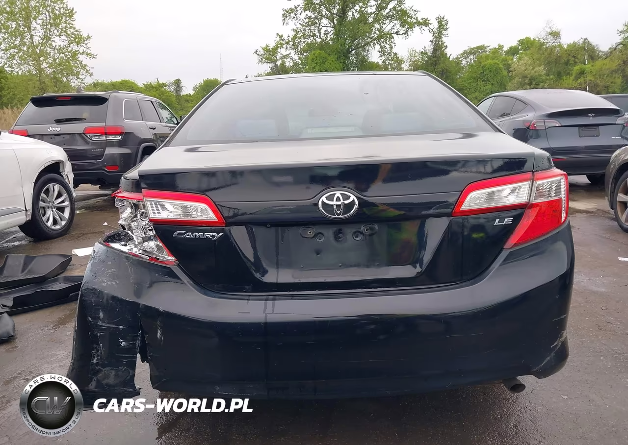 2014 Toyota Camry Le VIN:4T4BF1FK6ER402760 - 16