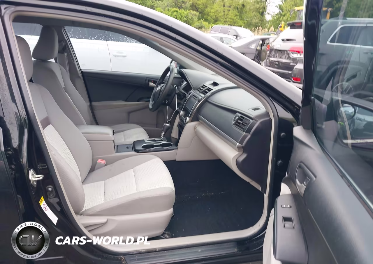 2014 Toyota Camry Le VIN:4T4BF1FK6ER402760 - 5