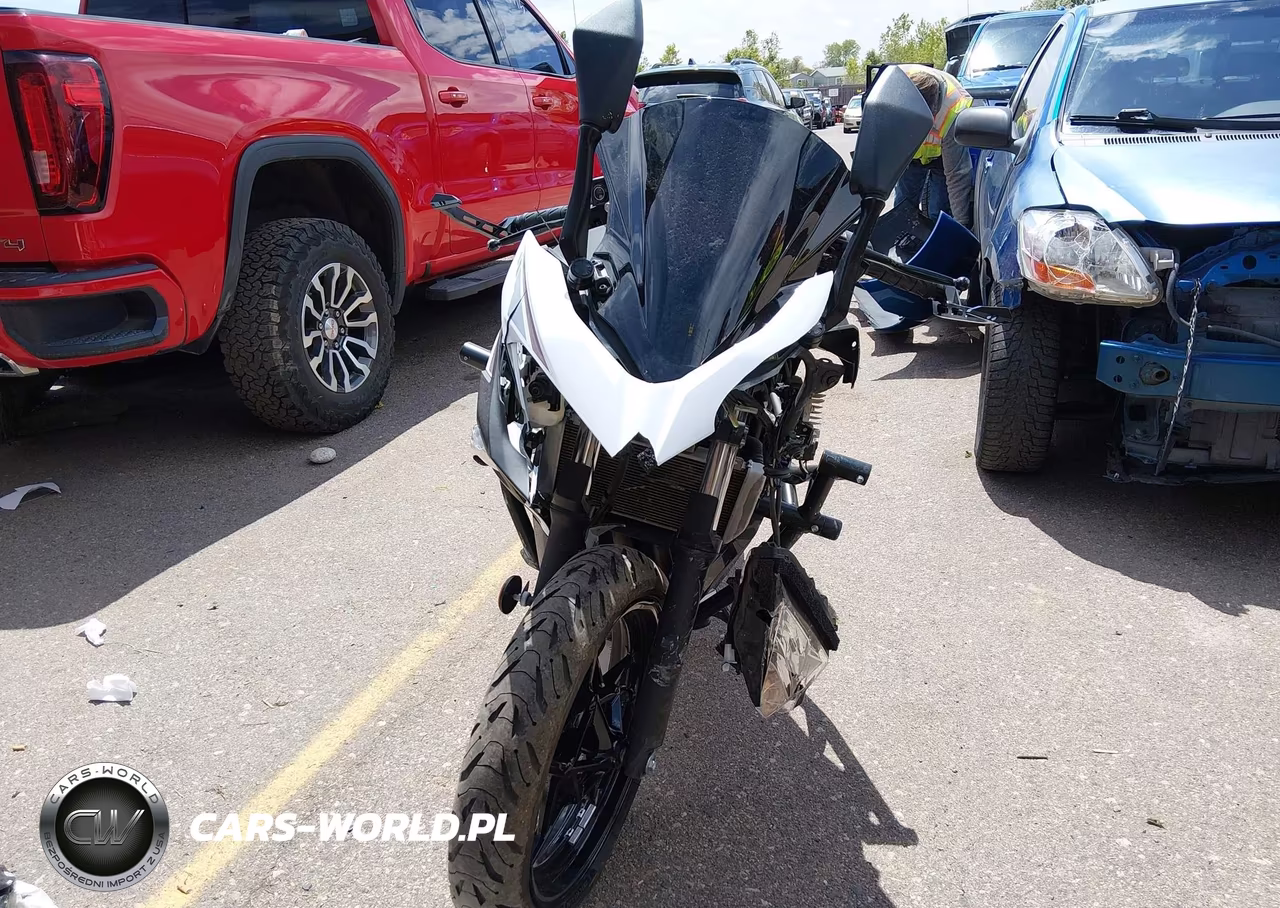 2023 Kawasaki Ex400 VIN:JKAEXKH14PDAR7472 - 5