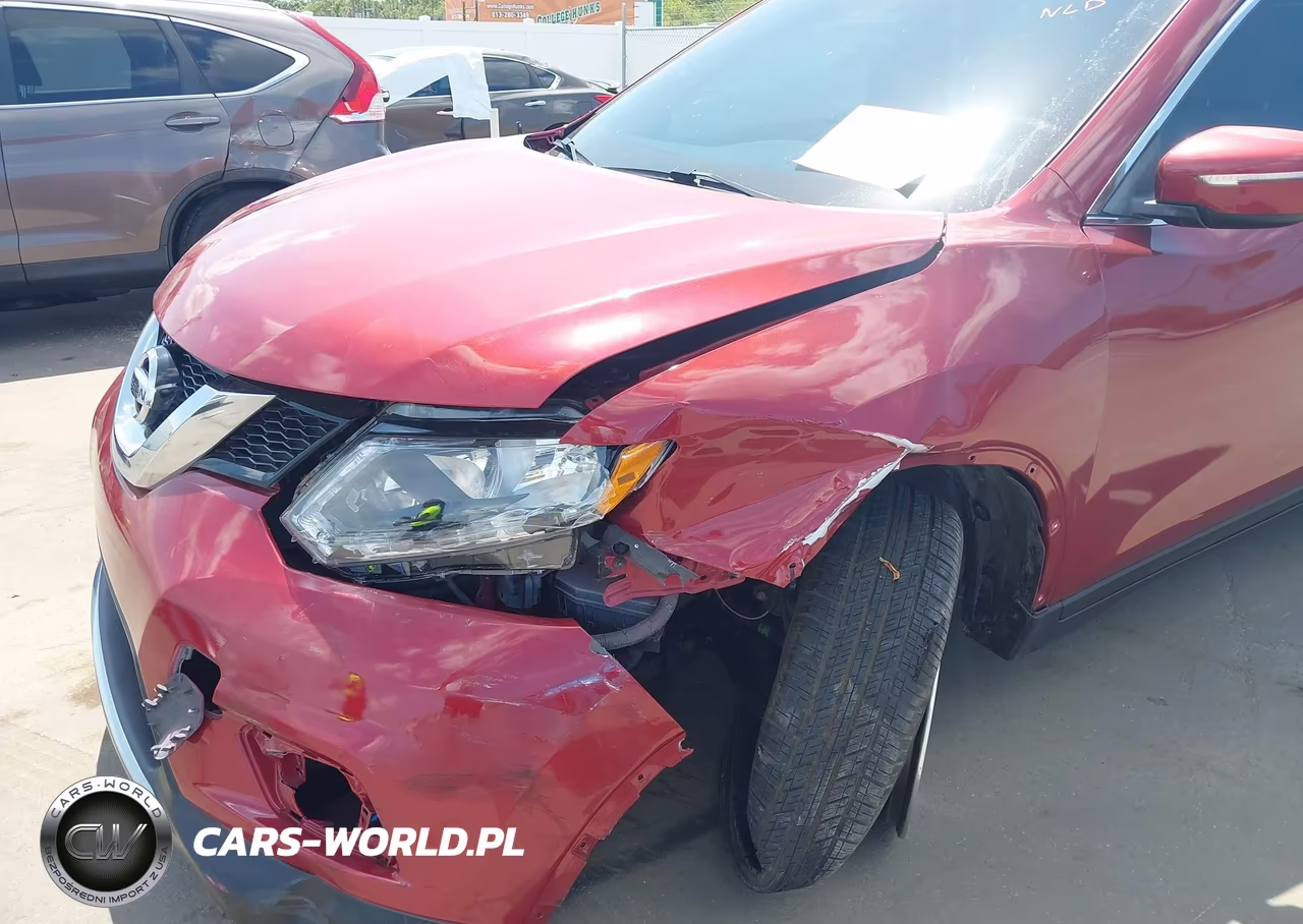 2015 Nissan Rogue S VIN:5N1AT2ML8FC822639 - 6