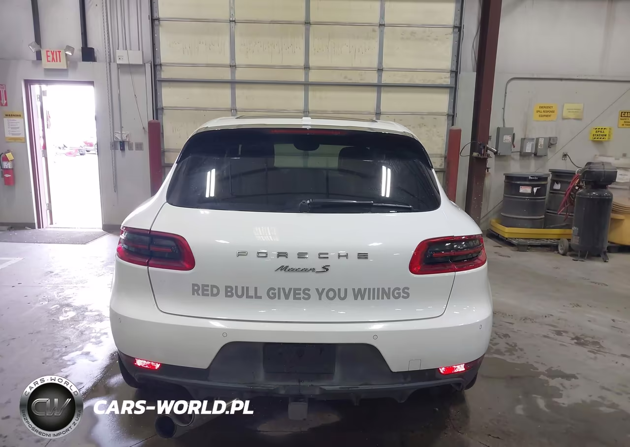 2017 Porsche Macan S VIN:WP1AB2A5XHLB21146 - 17