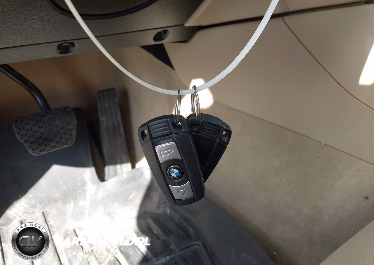 2015 BMW X1 xDrive28I VIN:WBAVL1C57FVY34561 - 11