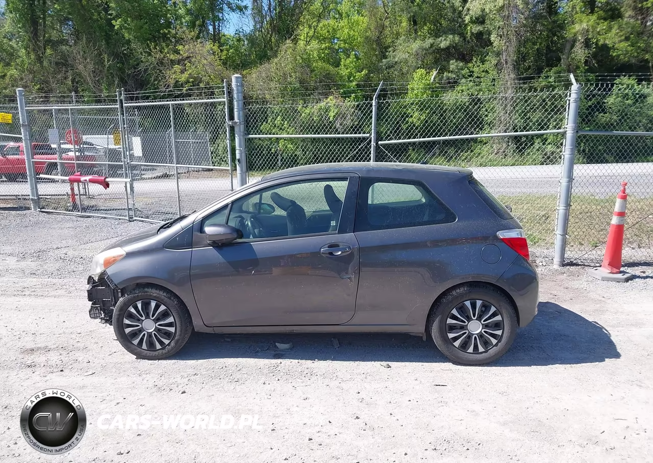 2013 Toyota Yaris Le VIN:JTDJTUD37DD566436 - 14