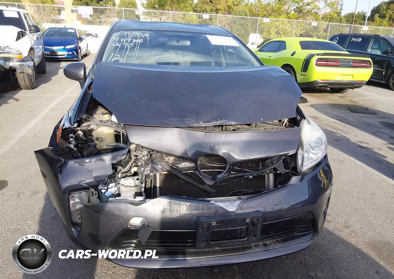 2013 Toyota Prius Three VIN:JTDKN3DU8D5550290 - 12