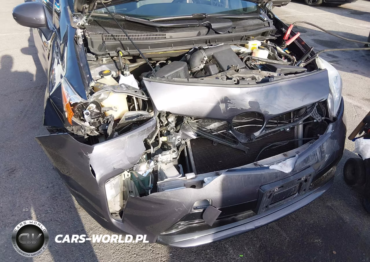 2013 Toyota Prius Three VIN:JTDKN3DU8D5550290 - 6